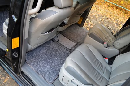 Ворсовые коврики на Toyota Sienna III 2010 - 2020 в Барнауле