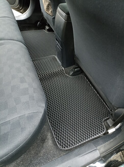 Коврики на Toyota Corolla Axio (E14) 2006&nbsp;-&nbsp;2012 в Барнауле