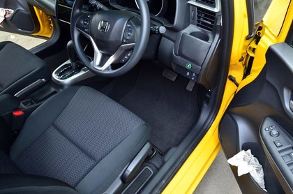 Ворсовые коврики на Honda Fit III 2013 - 2020 в Барнауле
