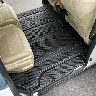 Ворсовые коврики на Toyota Vellfire (H30) 2015 - 2023 в Барнауле