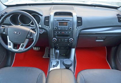 Ворсовые коврики на KIA Sorento II 2009 - 2012 в Барнауле