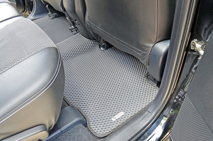 Ворсовые коврики на Toyota Rav4 IV 2012 - 2019 в Барнауле