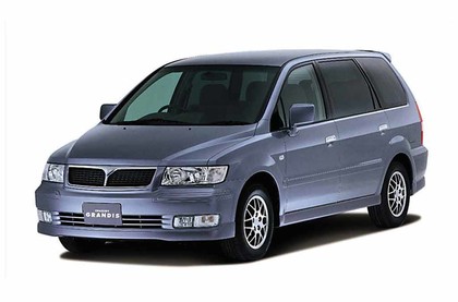 Коврики на Mitsubishi Chariot Grandis 1997 - 2003 в Барнауле