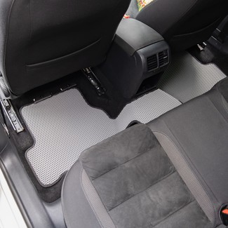 Ворсовые коврики на Seat Leon II 2005 - 2013 в Барнауле
