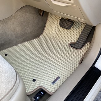 Ворсовые коврики на Toyota Mark II Wagon Blit 2002 - 2007 в Барнауле