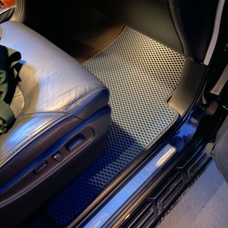 Ворсовые коврики на Infiniti QX56 II 2010 - 2014 в Барнауле