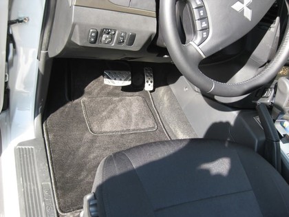 EVA коврики на Mitsubishi Pajero IV 2006 - 2021 в Барнауле