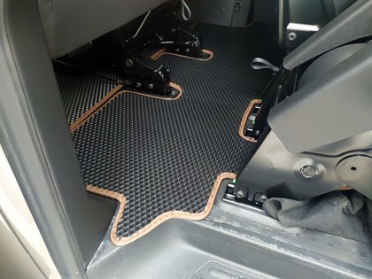 Ворсовые коврики на Volkswagen Caravelle (T6) 2015 - 2019 в Барнауле