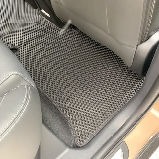 Ворсовые коврики на Geely Emgrand X7 второй рестайлинг 2019 - 2022 в Барнауле
