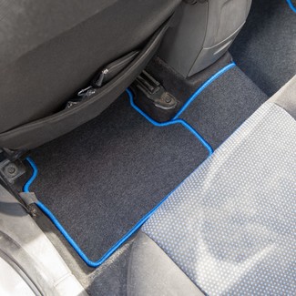 Ворсовые коврики на Ford Focus II 2005 - 2011 в Барнауле