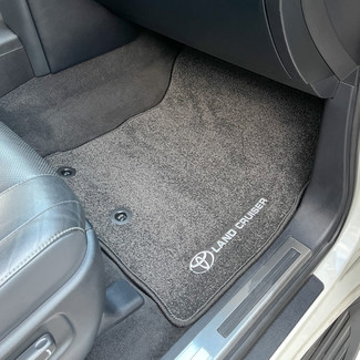 Ворсовые коврики на Toyota Land Cruiser 200 2007 - 2021 в Барнауле