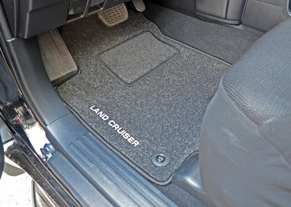Ворсовые коврики на Toyota Land Cruiser Prado 150 2009 - 2023 в Барнауле