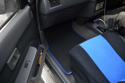Ворсовые коврики на Toyota Hilux Surf II 1989 - 1995 в Барнауле