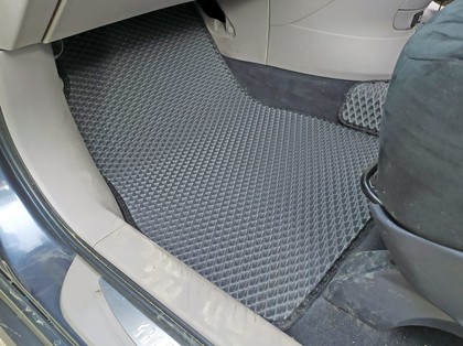 Ворсовые коврики на Mitsubishi Grandis 2003 - 2009 в Барнауле