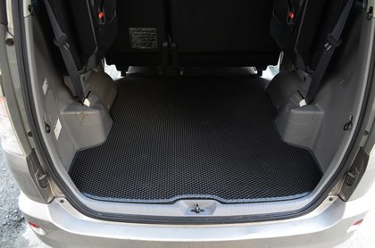 Ворсовые коврики на Toyota Voxy (R60) 2001 - 2007 в Барнауле