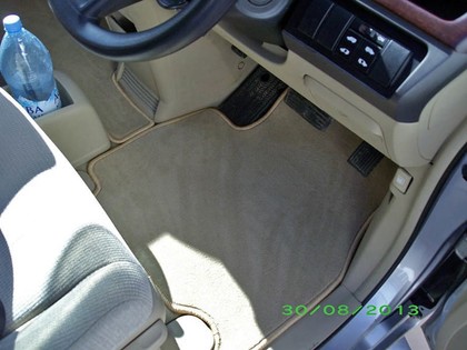 Ворсовые коврики на Honda StepWGN III 2005 - 2009 в Барнауле