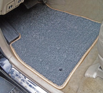 Ворсовые коврики на Lexus LX 470 1997 - 2007 в Барнауле