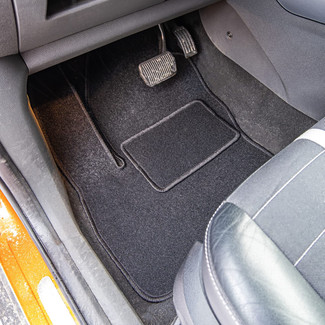 Ворсовые коврики на Ford Kuga I 2008 - 2013 в Барнауле