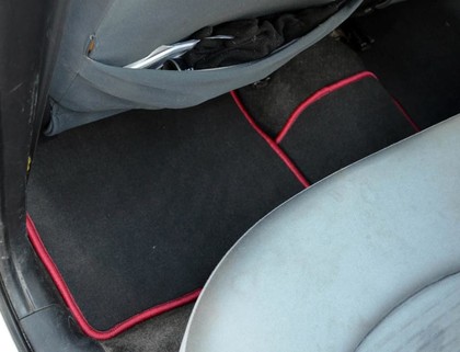Ворсовые коврики на Mitsubishi Colt VI 2002 - 2012 в Барнауле