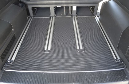 Коврики на Volkswagen Multivan (T5) 2003 - 2015 в Барнауле