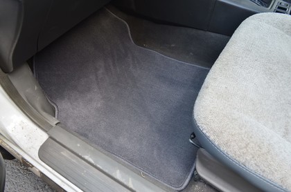 Ворсовые коврики на Nissan Avenir (W11) 1998 - 2005 в Барнауле